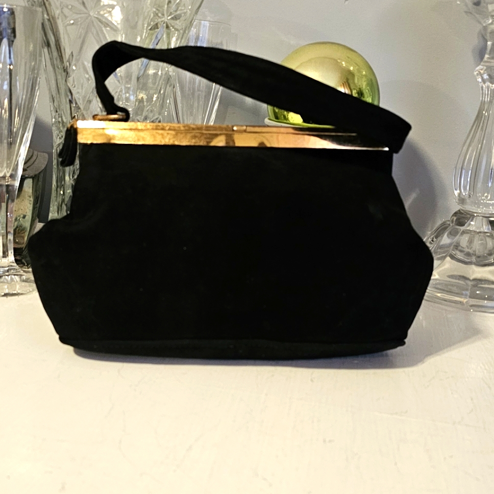 Authentic 1950's Vintage Bienen Davis Purse W/Handle, Black Suede, Satin Lining.